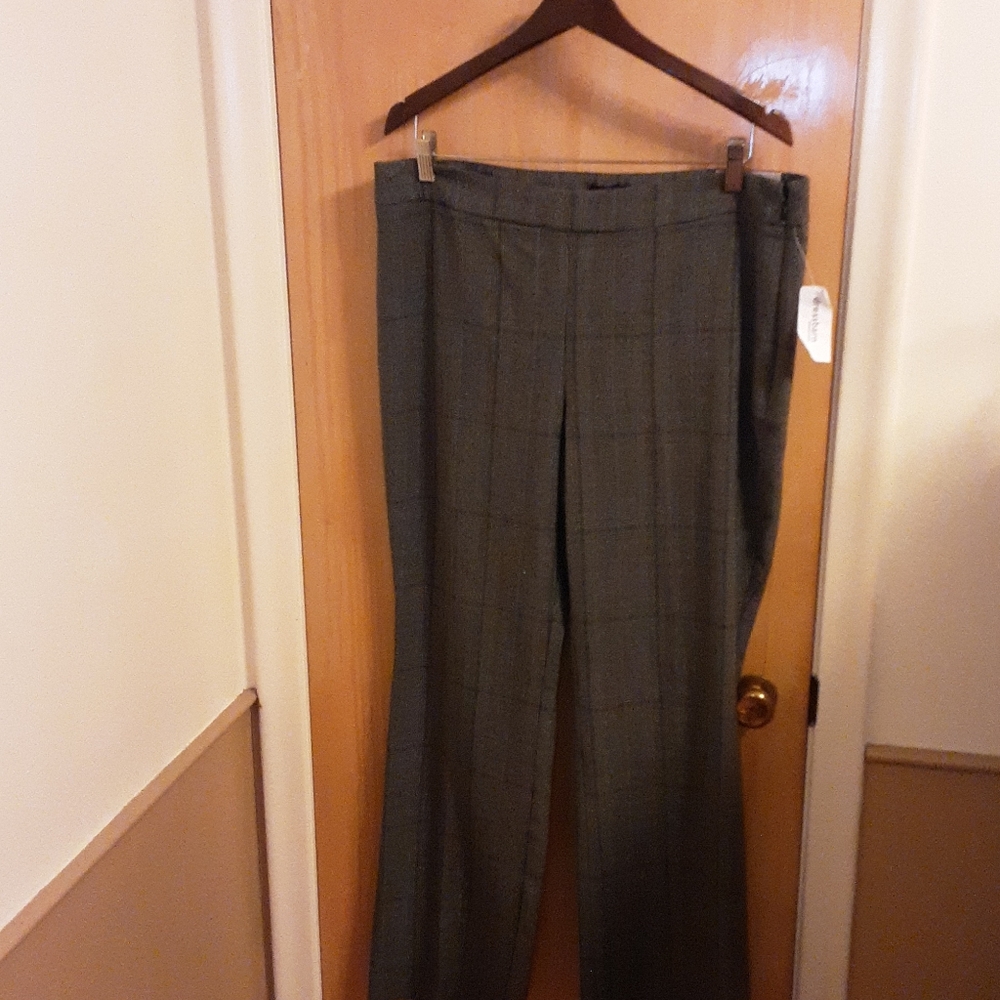 Roz and Ali size 14 regular slim boot gray pants